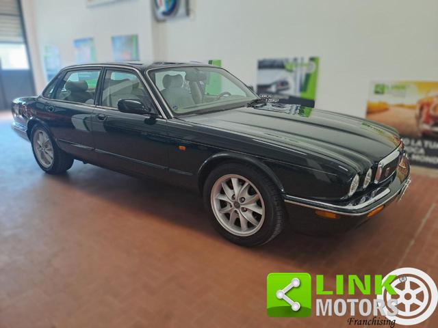 Jaguar XJ 3.2 cat Executive usato a ANCONA