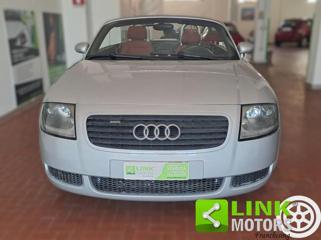 Audi TT 1.8 T 225CV CABRIO - foto 2 di 4