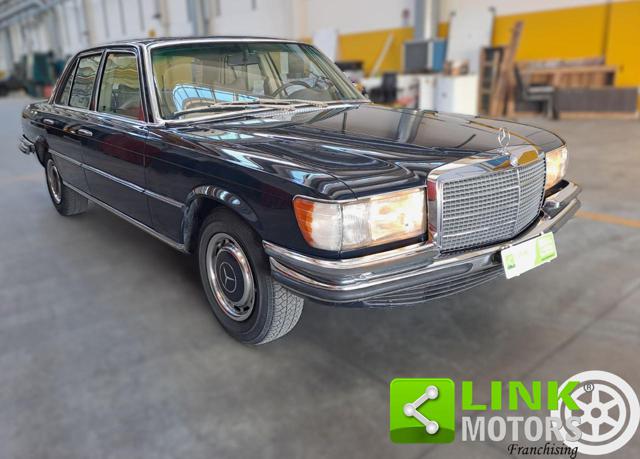 Mercedes-Benz 280 SE d'epoca a ANCONA