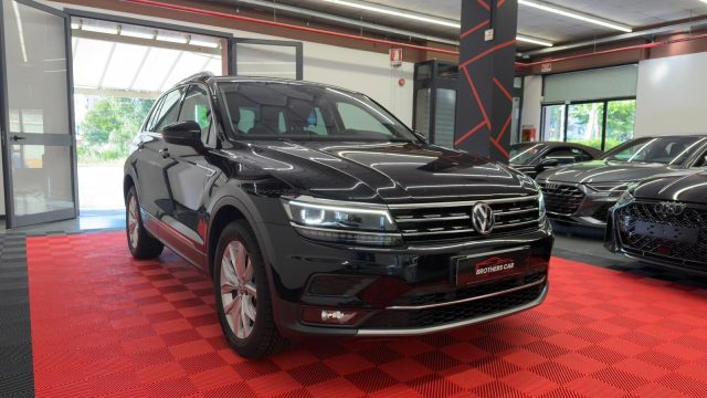 Volkswagen Tiguan 2.0 TDI DSG 4MOTION Tagliandi ufficiali VW - foto 3 di 4