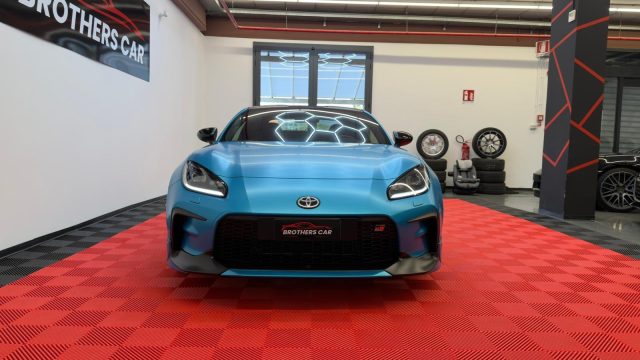 Toyota GR86 2.4 Premium Sport A/T usato a ALBISOLA SUPERIORE