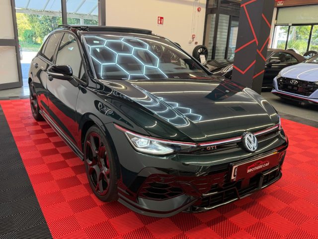 Volkswagen Golf GTI 2.0 DSG EDITION 50 GTI DCC AKRAPOVIC TETTO - foto 2 di 4