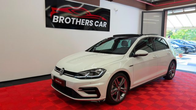 Volkswagen Golf R LINE 7.5 VIRTUAL - TAGLIANDI VW usato a ALBISOLA SUPERIORE