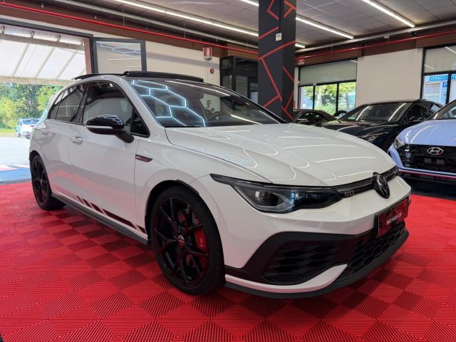 Volkswagen Golf GTI CLUBSPORT AKRAPOVIC TETTO MATRIX - foto 2 di 4