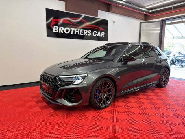 Audi RS3 PERFORMANCE SPB 1 OF 300, del 2023, 5.900 km, in vendita a Albisola Superiore (SV)