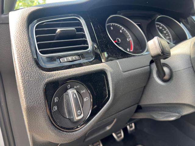 Volkswagen Golf 1.6 TDI 115 CV 5p. Trendline BlueMotion Technology - foto 3 di 4