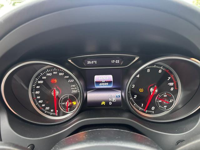 Mercedes-Benz CLA 200 S.W. Premium Automatica - foto 4 di 4