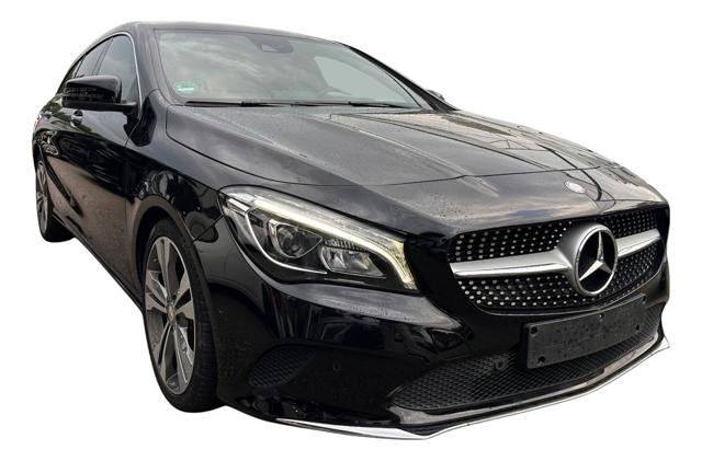 Mercedes-Benz CLA 200 S.W. Premium Automatica usato a ERACLEA