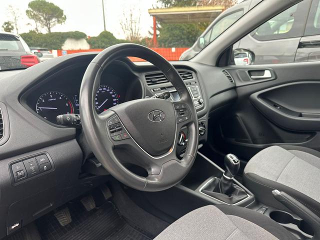 Hyundai i20 1.1 CRDi 12V 5 porte Go! Plus - foto 3 di 4
