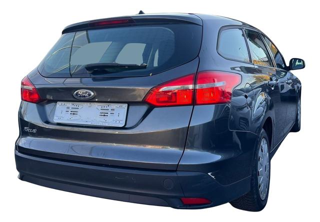 Ford Focus 1.5 TDCi 105 CV Start&Stop SW ECOnetic Business - foto 2 di 15