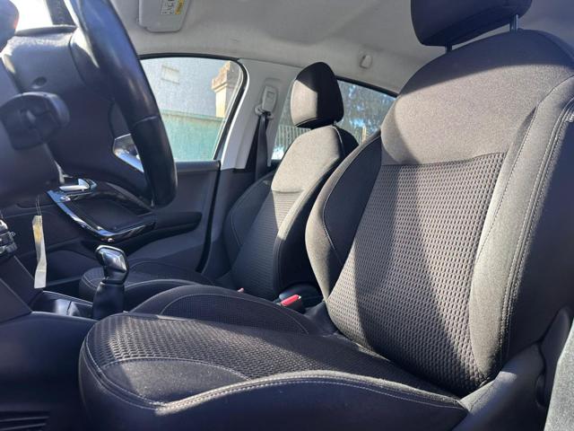 Peugeot 208 1� serie PureTech 82 5 porte Allure usato a ERACLEA