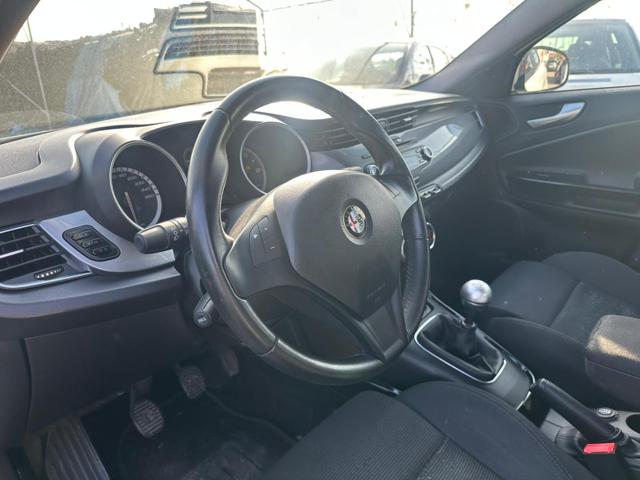 Alfa Romeo Giulietta 1.4 Turbo 120 CV GPL Distinctive - foto 4 di 4