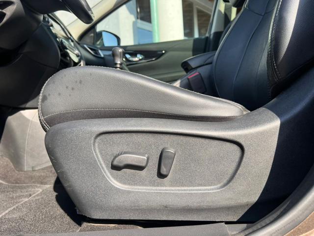 Nissan Qashqai 1.5 dCi Tekna Tetto, del 2016, 116.060 km, in vendita a Eraclea (VE)