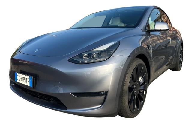 Tesla Model Y Long Range AWD Performance - foto 2 di 4