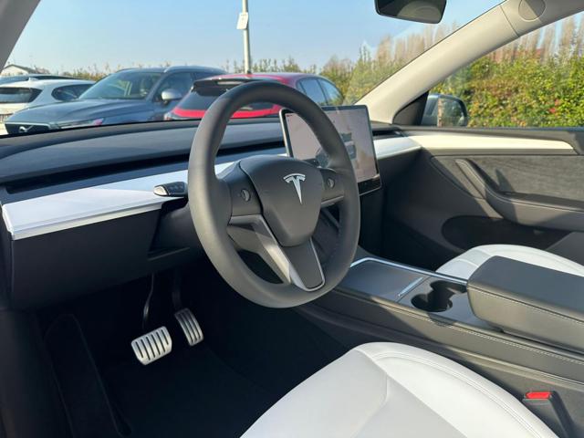 Tesla Model Y Long Range AWD Performance, del 2024, 210 km, in vendita a Eraclea (VE)