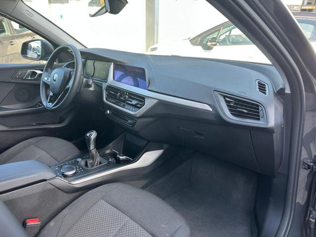 BMW 118 i 5p. Business Advantage, del 2021, 65.366 km, in vendita a Eraclea (VE)