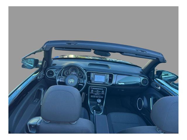 Volkswagen Maggiolino Cabrio 1.2 TSI Design BlueMotion Technology, del 2017, 47.455 km, in vendita a Eraclea (VE)