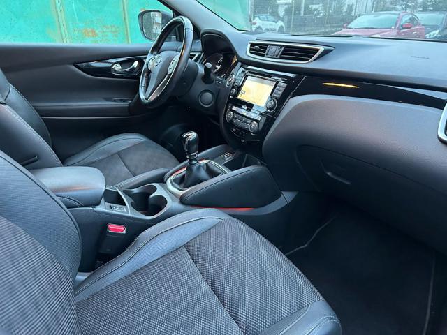 Nissan Qashqai 1.6 dCi 4WD Tekna, del 2015, 94.923 km, in vendita a Eraclea (VE)