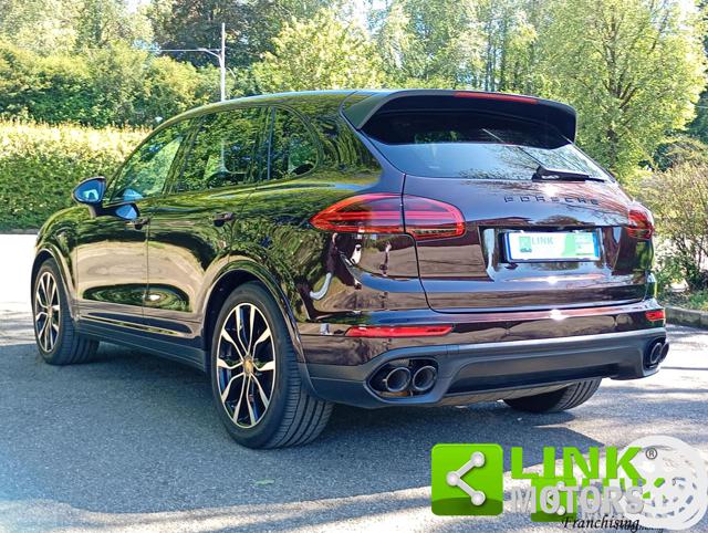 Porsche Cayenne 3.0 V6 tdi Platinum Edition 245cv tiptronic - foto 4 di 4