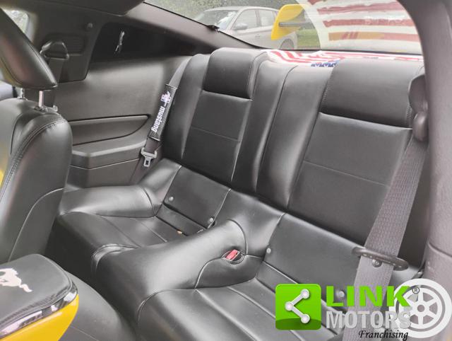 Ford Mustang 4.0 i V6 12V 212cv usato a CERMENATE