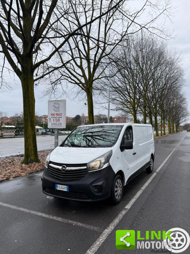 Opel Vivaro 27 1.6 CDTI 115CV PC-TN Furgone Essentia usato a CERMENATE