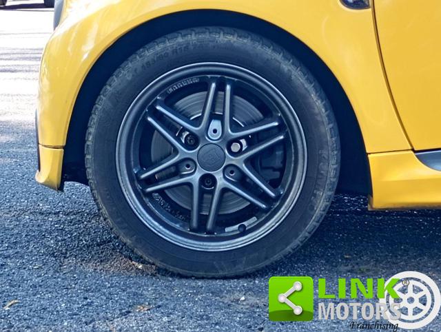 smart forTwo 1000 52 kW MHD coup� passion usato a CERMENATE