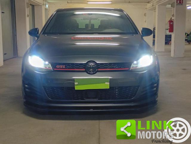Volkswagen Golf GTI 2.0 TSI DSG 5p. BlueMotion Technology - foto 2 di 4