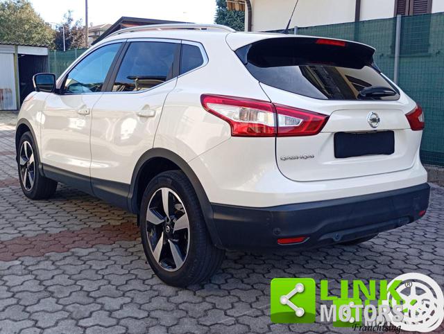 Nissan Qashqai 1.2 DIG-T N-Vision 115 CV - foto 4 di 30
