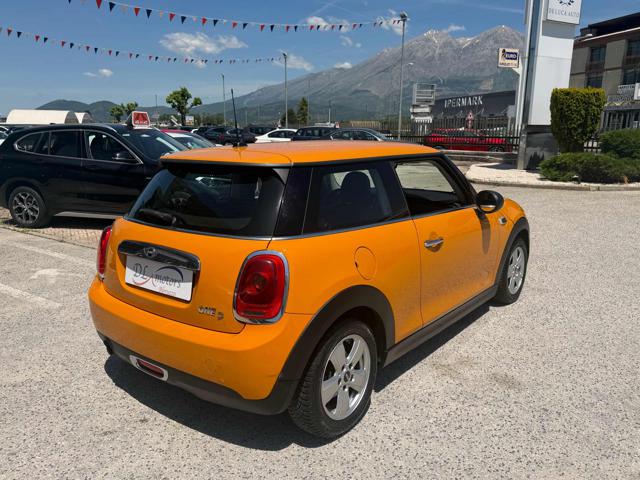MINI Cooper D 1.5 COUPER D SCONTO ROTTAMAZIONE - foto 3 di 4