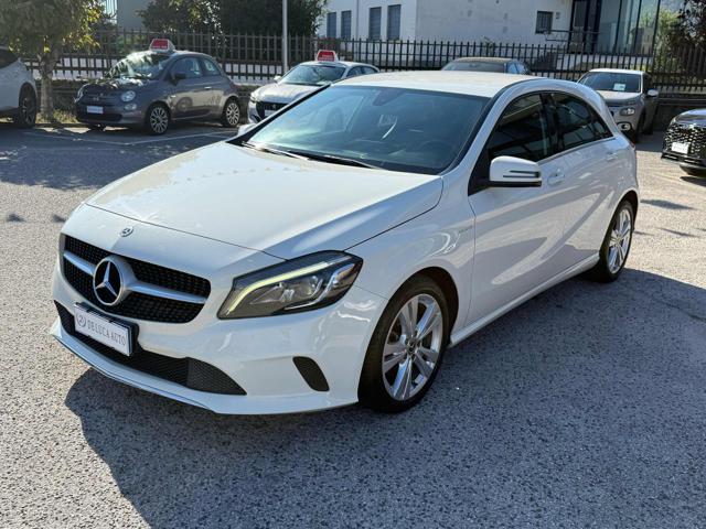 Mercedes-Benz A 200 D AUTOMATIC 200 SPORT 4 MATIC SCONTO ROTTAMAZIONE - foto 3 di 4