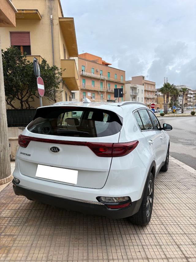 Kia Sportage 1.6 CRDI 115 CV 2WD Style - foto 4 di 4