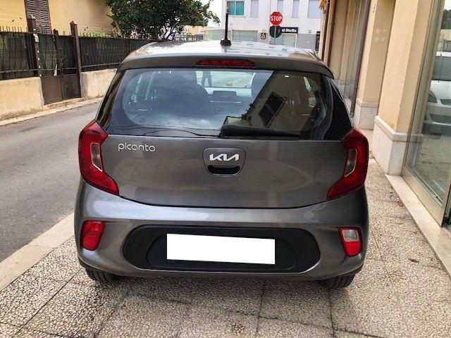 Kia Picanto 1.0 12V 5p X LINE, del 2023, 40.300 km, in vendita a Marsala (TP)