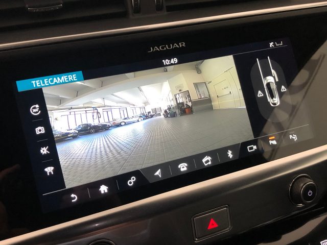 Jaguar I-Pace EV 90 kWh 400 CV Auto AWD SE 1p. IVA full, del 2019, 72.000 km, in vendita a Milano (MI)