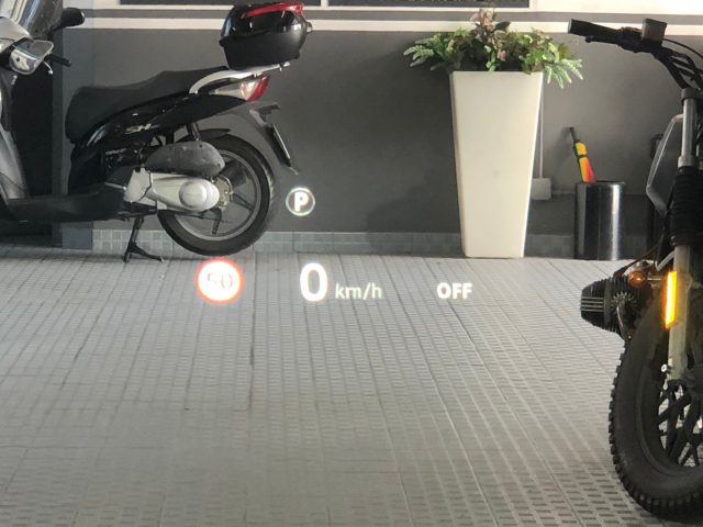 Jaguar I-Pace EV 90 kWh 400 CV Auto AWD SE 1p. IVA full, del 2019, 72.000 km, in vendita a Milano (MI)
