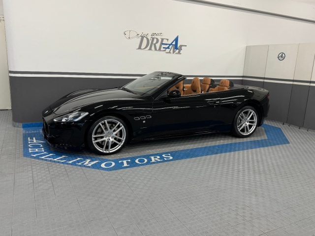 Maserati GranCabrio 4.7 V8 Sport 460cv *Uniproprietario* - foto 2 di 4