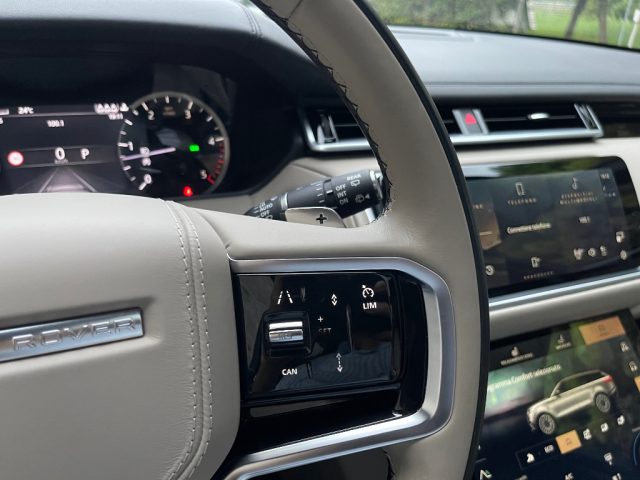Land Rover Range Rover Velar 3.0D I6 4DW 300CV R-DYNAMIC HSE GANCIO TRAINO ELET, del 2023, 89.000 km, in vendita a Venezia (VE)