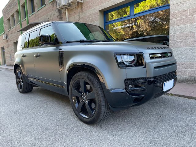 Land Rover Defender 2.0 SI4 PHEV X-DYNAMIC AWD KM-14.700 UNIPROPR. usato a VENEZIA