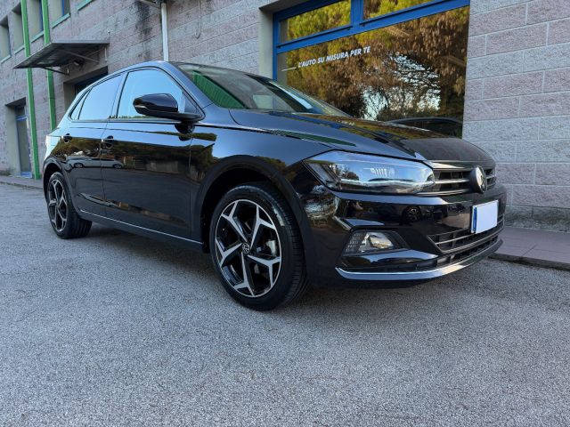 Volkswagen Polo 1.0 TSI 110 CV DSG R-LINE UNIPROPRIETARIO usato a VENEZIA