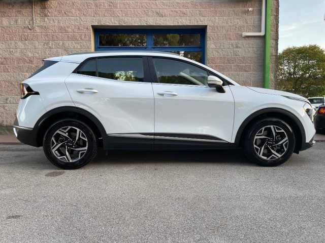 Kia Sportage 1.6 TGDI 150CV MHEV DCT UNIPROP. GARANZIA 6 ANNI - foto 2 di 4