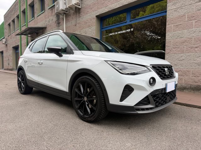 SEAT Arona 1.0 TSI 95CV FR BICOLOR CERCHI BRUNITI DA 18" usato a VENEZIA