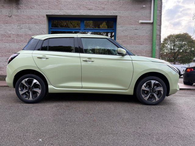 Suzuki Swift 1.2 TOP HYBRID 4WD NUOVO MODELLO PRONTA CONSEGNA - foto 2 di 4