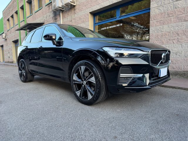 Volvo XC60 2.0 B4 AWD AUTOMATICA CERCHI DA 20" FARI FULL LED usato a VENEZIA