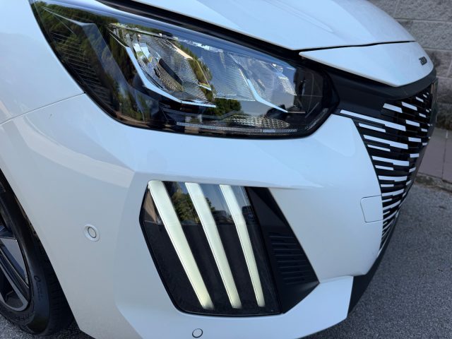 Peugeot 208 1.2 100CV ALLURE KM-0 NAVIGATORE RETROCAMERA - foto 4 di 4