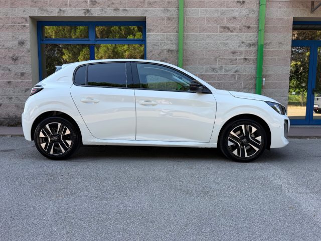 Peugeot 208 1.2 100CV ALLURE KM-0 NAVIGATORE RETROCAMERA - foto 2 di 4