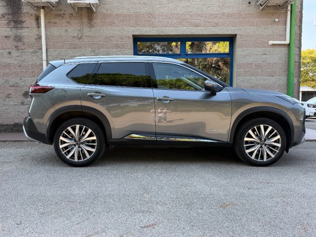 Nissan X-Trail 1.5 E-POWER TEKNA E-4ORCE 4WD 7 POSTI AUTOMATICA - foto 2 di 4
