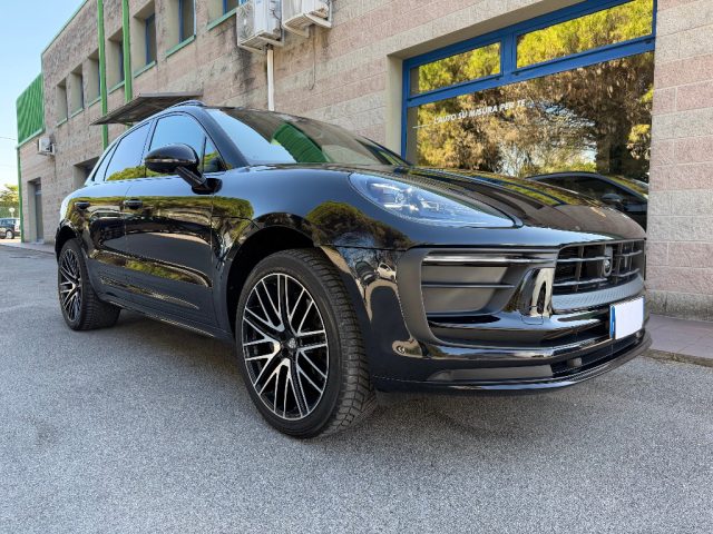 Porsche Macan 2.0 T 265CV PDK UNIPROPRIETARIO KM-20.000 usato a VENEZIA