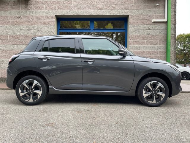 Suzuki Swift 1.2 TOP HYBRID NUOVA PRONTA CONSEGNA NAVIGATORE - foto 2 di 4