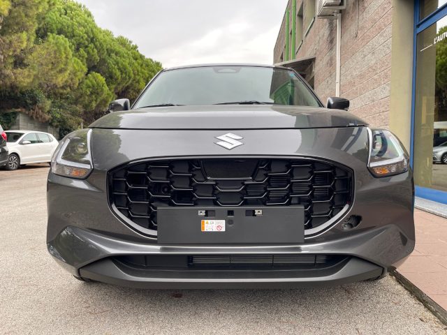 Suzuki Swift 1.2 TOP HYBRID NUOVA PRONTA CONSEGNA NAVIGATORE - foto 3 di 4
