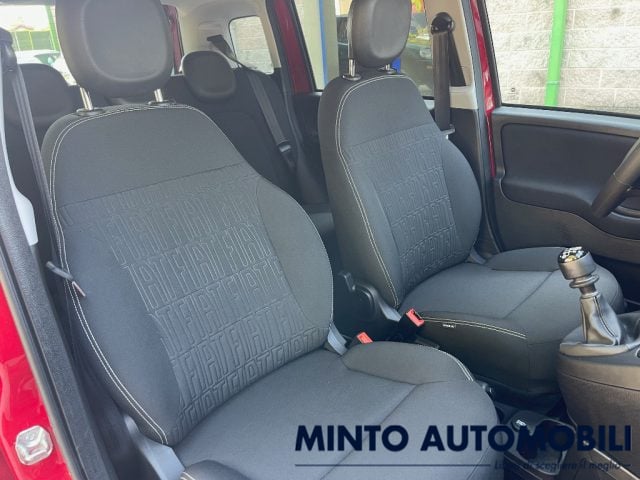 Fiat Panda Cross 1.0 70CV HYBRID NAVIGATORE SENSORI PARCHEGGIO, del 2024, 17.000 km, in vendita a Venezia (VE)