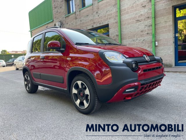 Fiat Panda Cross 1.0 70CV HYBRID NAVIGATORE SENSORI PARCHEGGIO usato a VENEZIA
